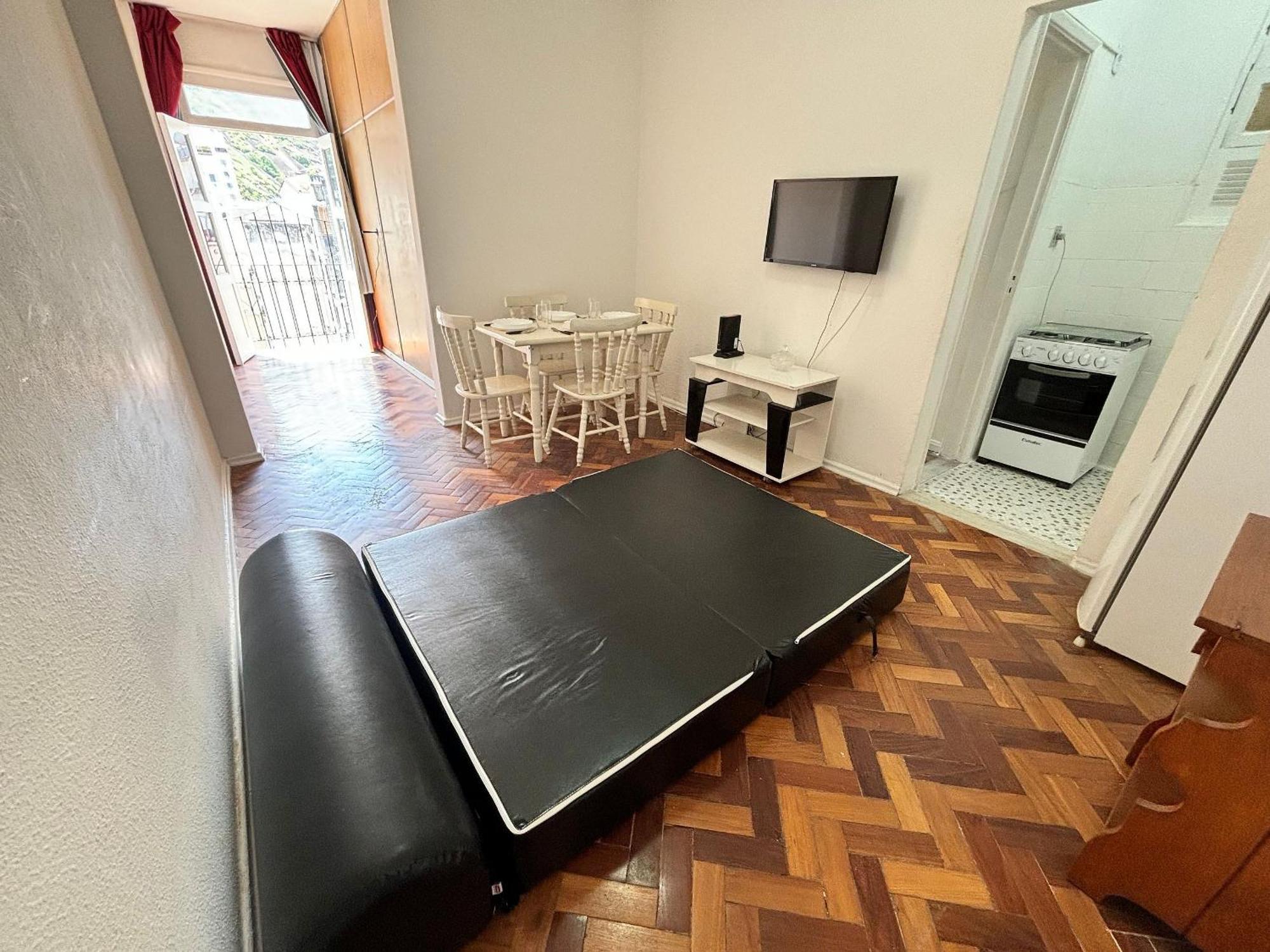 Edificio Copamar Apartamento *